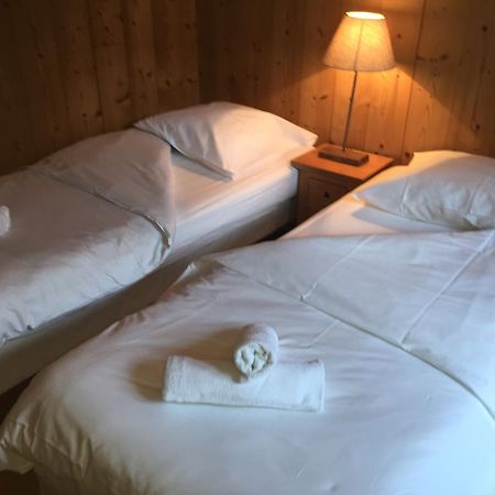 Hotel Les Combelles Châtel 외부 사진