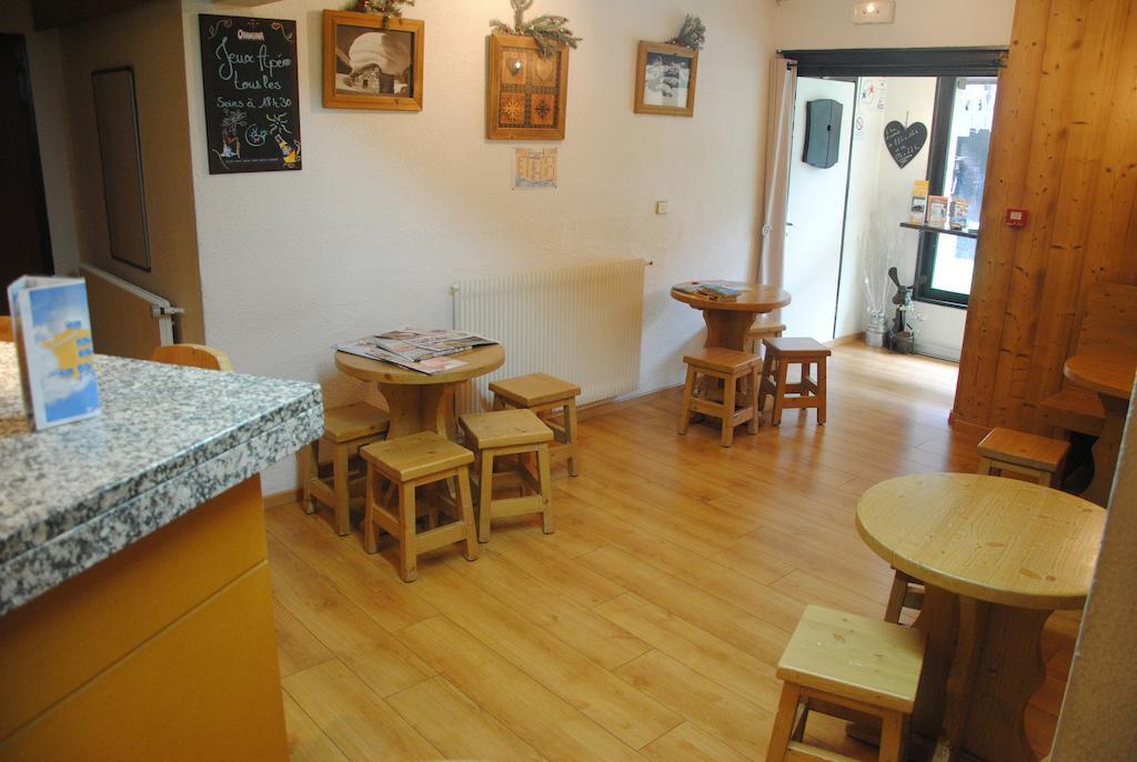 Hotel Les Combelles Châtel 외부 사진