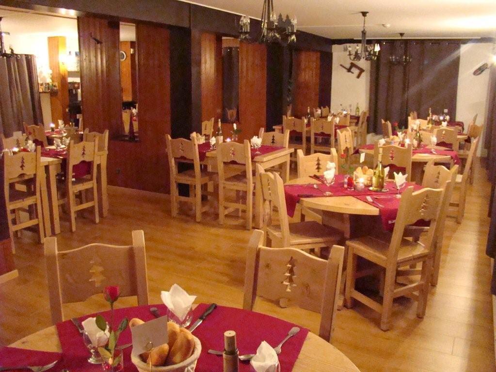 Hotel Les Combelles Châtel 외부 사진