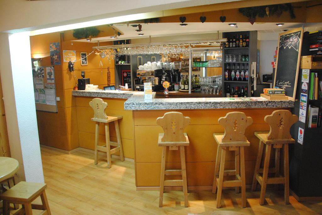 Hotel Les Combelles Châtel 외부 사진