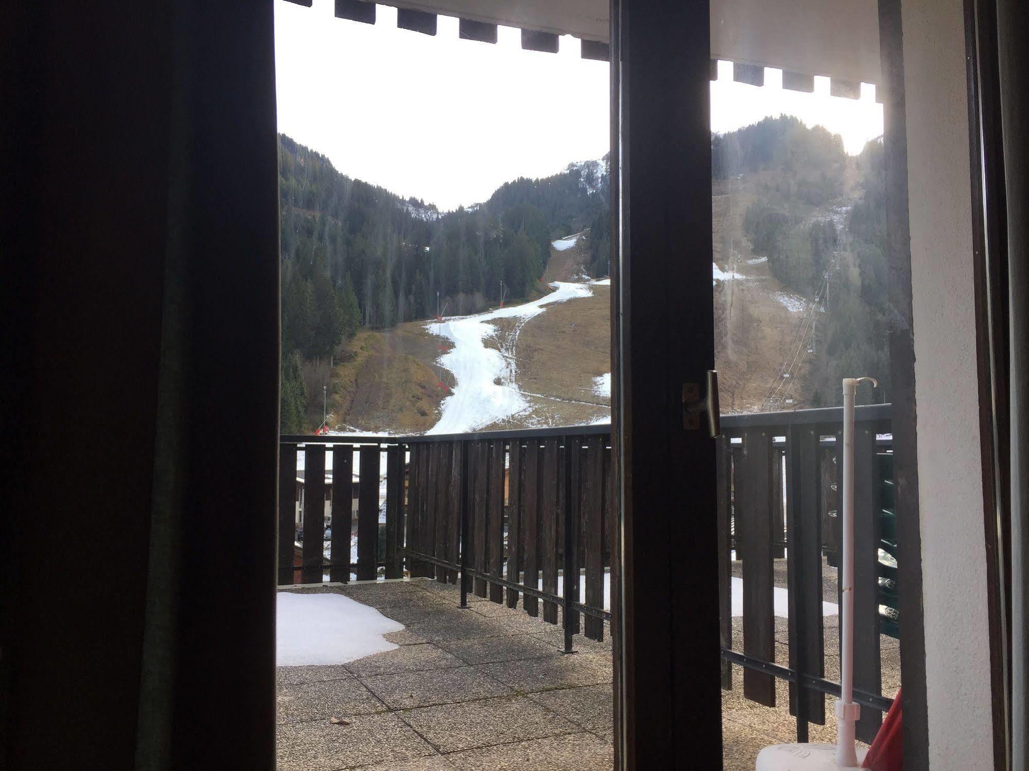 Hotel Les Combelles Châtel 외부 사진