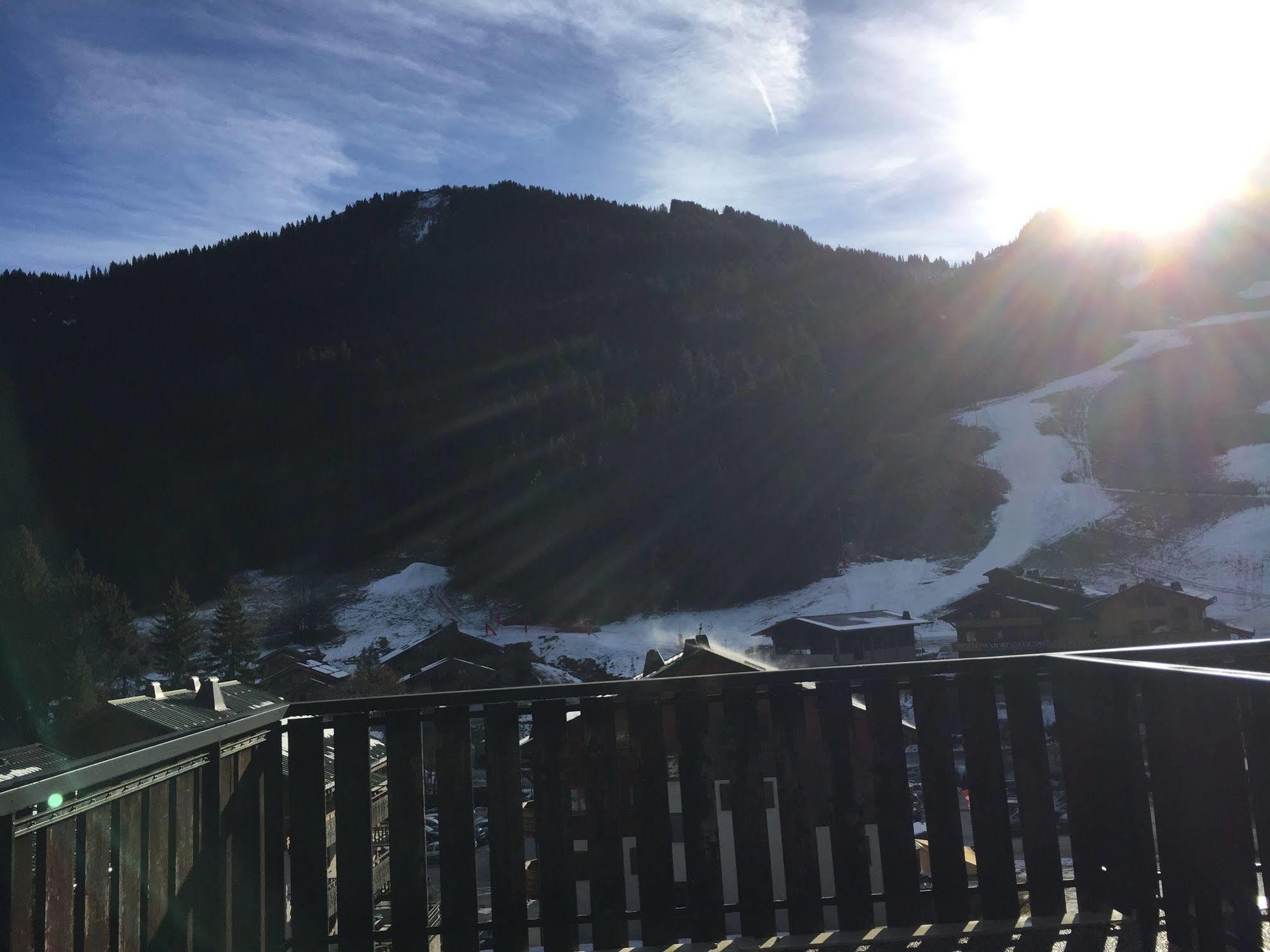 Hotel Les Combelles Châtel 외부 사진