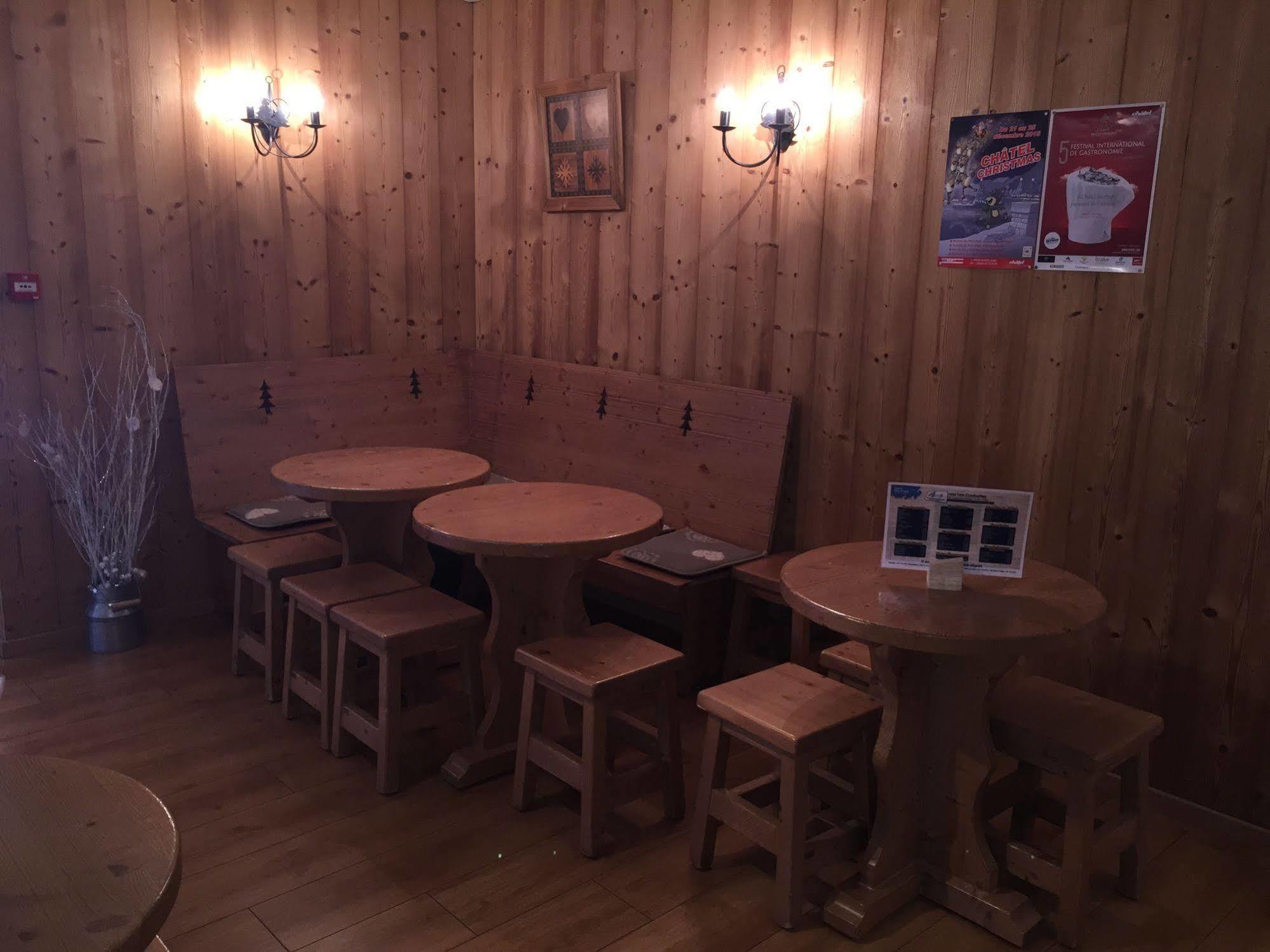 Hotel Les Combelles Châtel 외부 사진